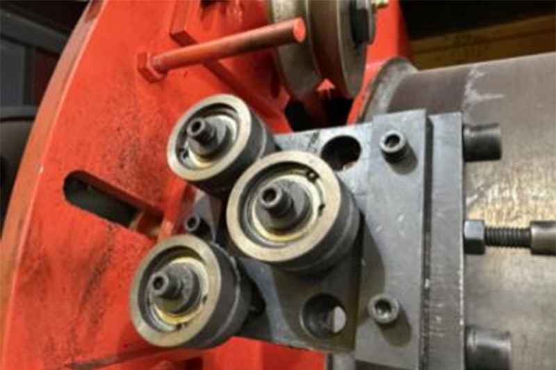 Straightening-wheel
