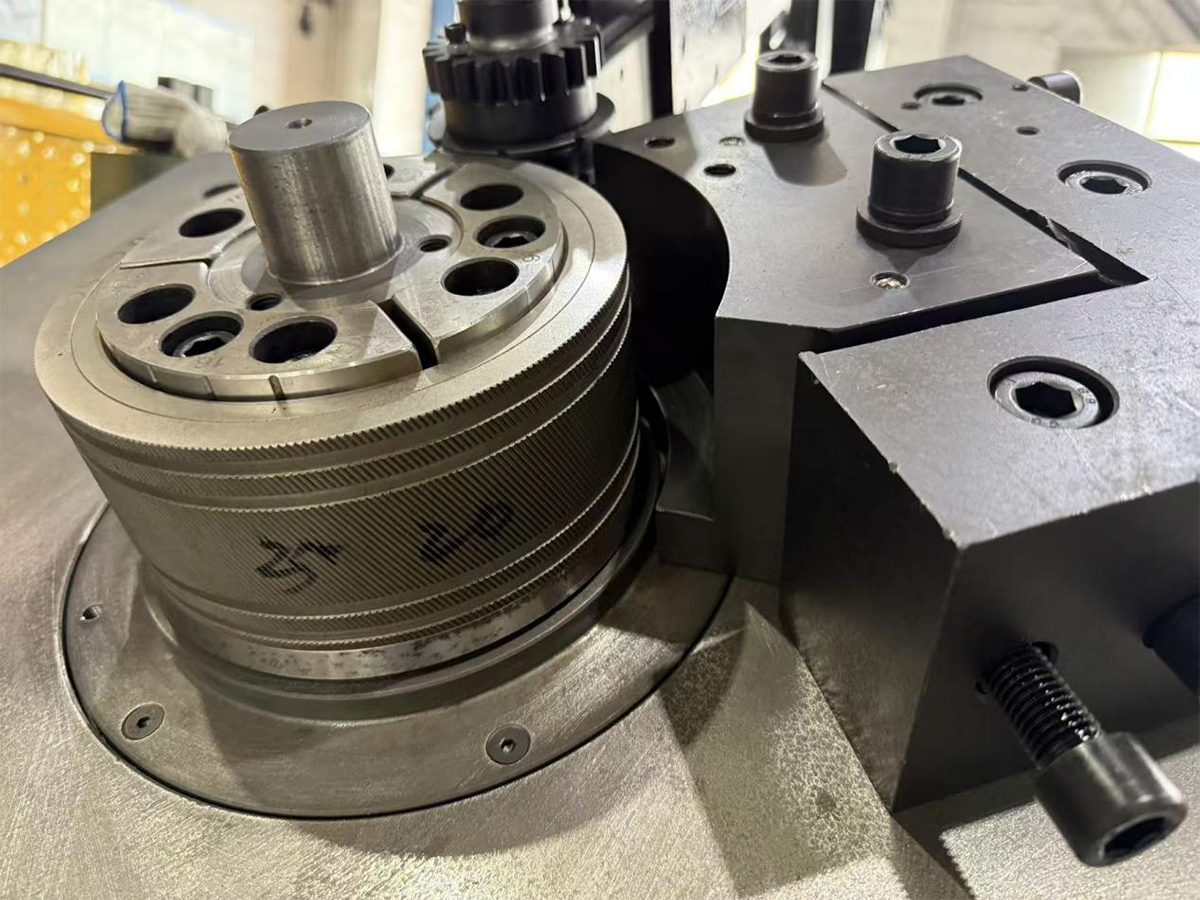Laser Cutting Machine detail1